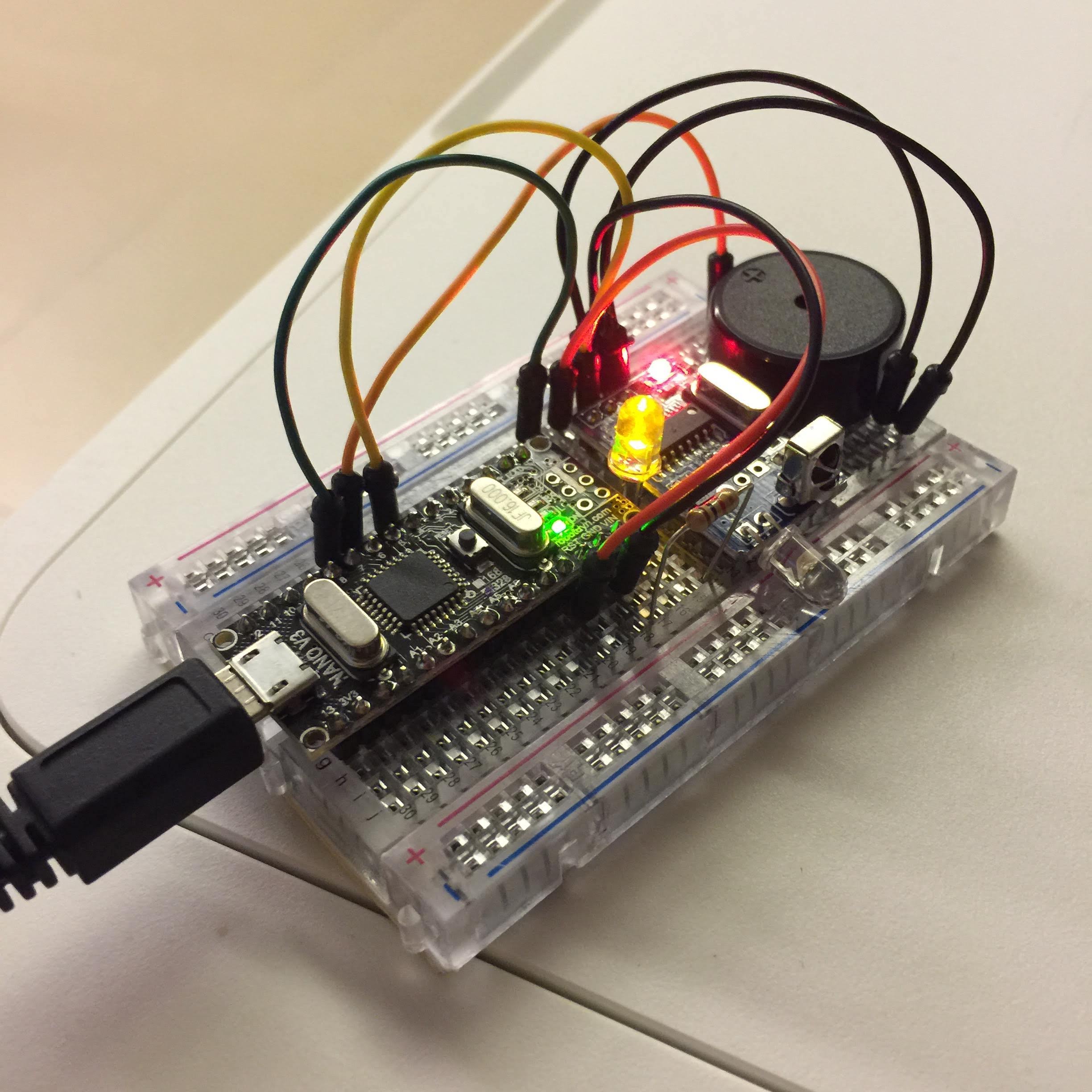 赤外線リモコンで光る・鳴るおもちゃ (Arduino Nano工作)